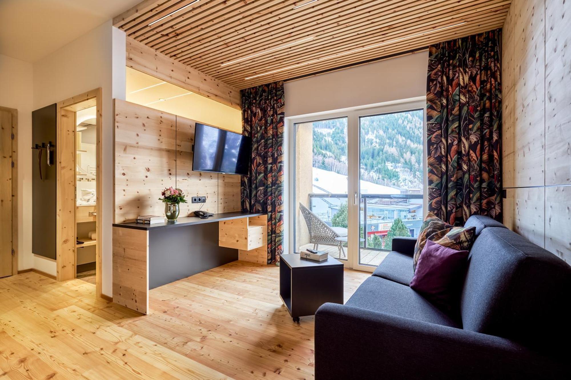 Hotel Venetblick Jerzens Exterior photo
